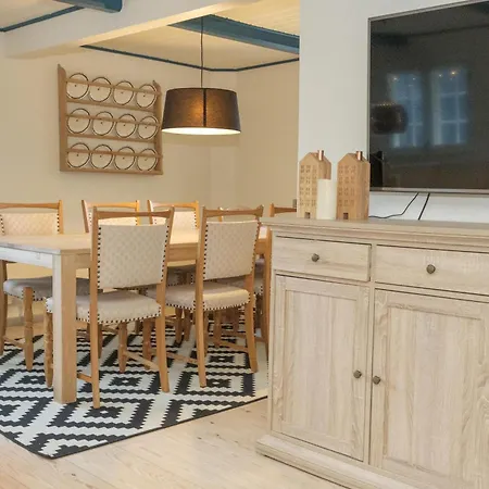 Nyaraló Awesome In With 3 Bedrooms And Internet *